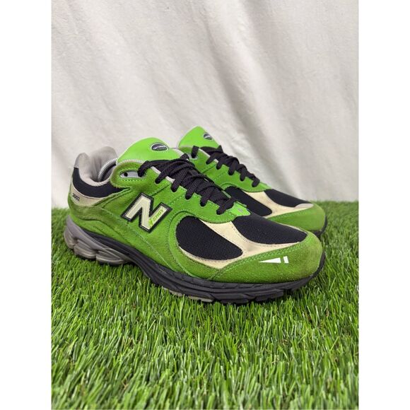Size 10.5 - New Balance 2002R Good Vibes Pack - Green Apple Suede (M2002RGZ) - Picture 1 of 9